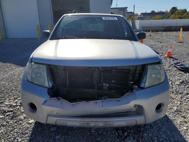 Photo 5 from auction – 2011 NISSAN PATHFINDER with VIN 5N1AR1NB0BC612349