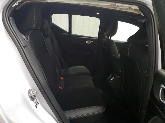Photo 11 from auction – 2025 VOLVO XC40 PLUS with VIN YV4L12UC5S2572552