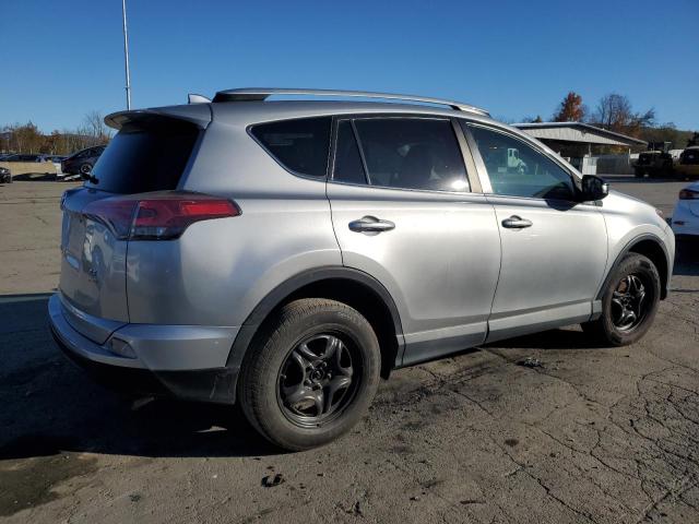 Photo 3 from auction – 2016 TOYOTA RAV4 with VIN 2T3BFREV3GW439215