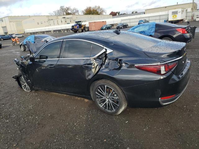 Photo 2 from auction – 2024 LEXUS ES 250 BASE with VIN 58AD11D15RU013523