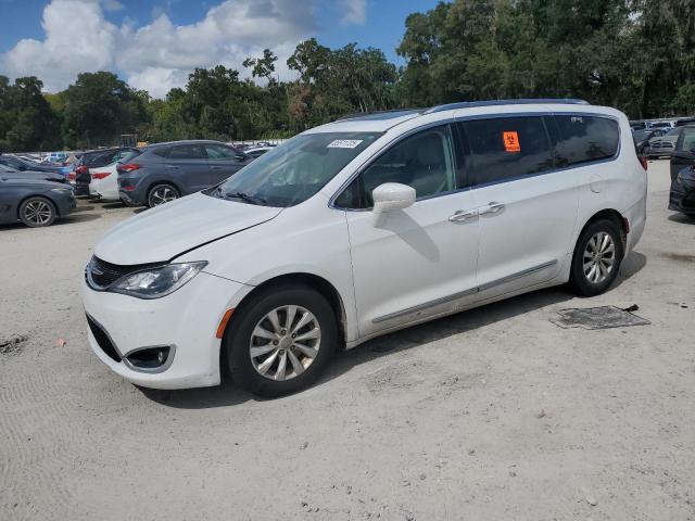 CHRYSLER PACIFICA T 2018 with VIN 2C4RC1EG2JR194368 - Photo from auction