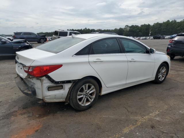 Photo 3 from auction – 2012 HYUNDAI SONATA GLS with VIN 5NPEB4AC2CH459263