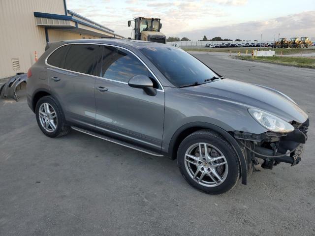 Photo 4 from auction – 2012 PORSCHE CAYENNE with VIN WP1AA2A21CLA01124