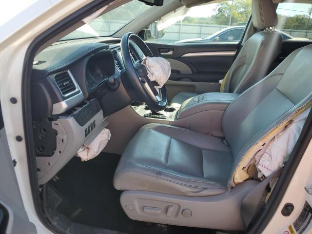 Photo 7 from auction – 2015 TOYOTA HIGHLANDER with VIN 5TDKKRFH5FS111377