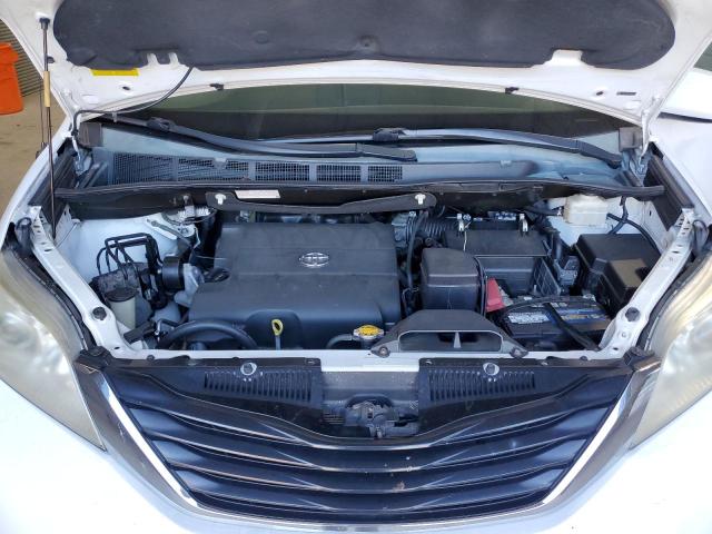 Photo 12 from auction – 2014 TOYOTA SIENNA LE with VIN 5TDKK3DC5ES487502