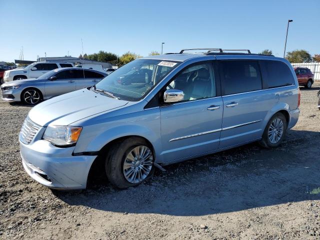 Photo 1 from auction – 2016 CHRYSLER TOWN & COU with VIN 2C4RC1CG7GR283610