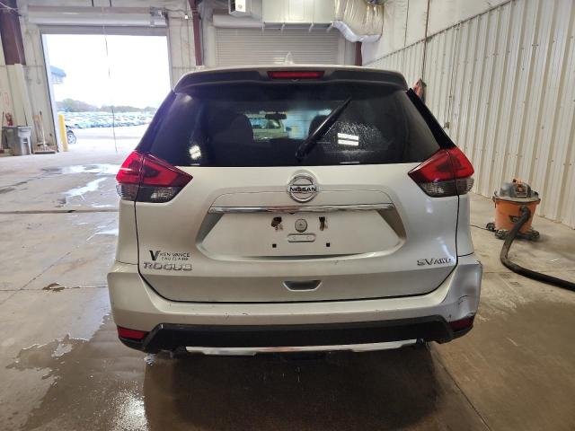 Photo 6 from auction – 2018 NISSAN ROGUE S with VIN 5N1AT2MV2JC838247