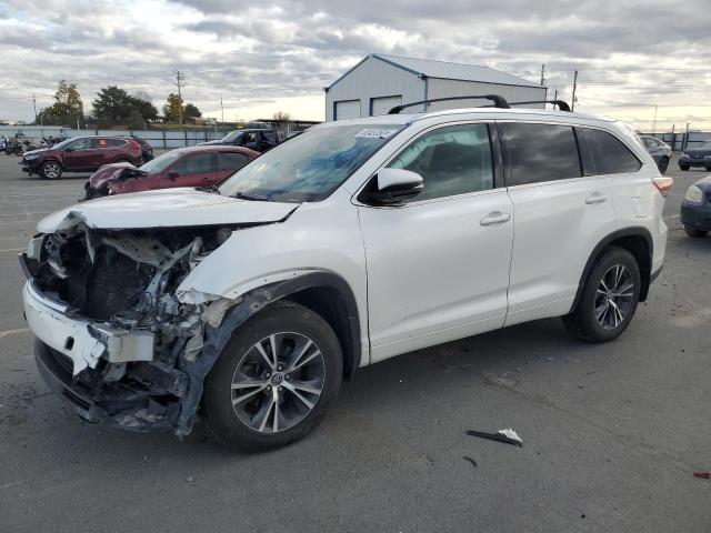 TOYOTA HIGHLANDER 2016 with VIN 5TDJKRFH3GS332103 - Photo from auction