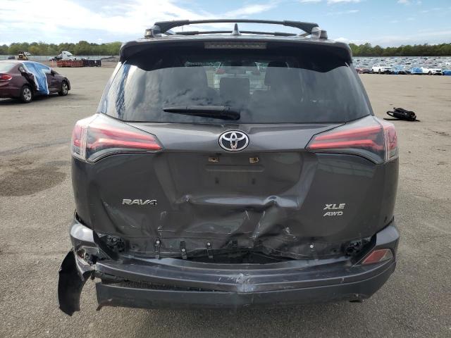 Photo 6 from auction – 2017 TOYOTA RAV4 XLE with VIN JTMRFREV0HJ129117
