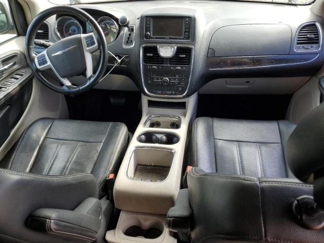 Photo 8 from auction – 2014 CHRYSLER TOWN & COU with VIN 2C4RC1CG1ER336136