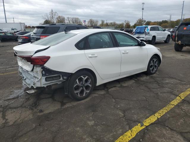 Photo 3 from auction – 2019 KIA FORTE with VIN 3KPF24AD3KE121774