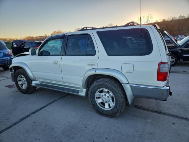 Photo 2 from auction – 2000 TOYOTA 4RUNNER SR with VIN JT3HN86R5Y0288025