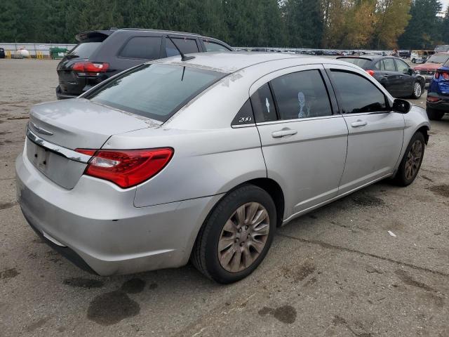 Photo 3 from auction – 2012 CHRYSLER 200 LX with VIN 1C3CCBAB6CN244618