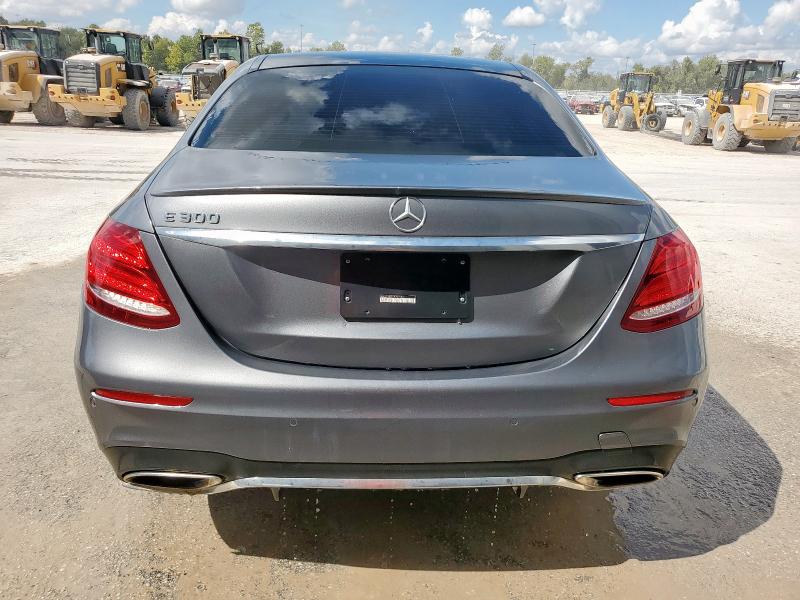 Photo 6 from auction – 2017 MERCEDES-BENZ E 300 with VIN WDDZF4JB2HA207949