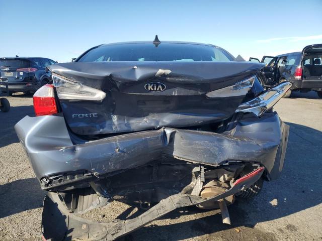 Photo 6 from auction – 2016 KIA FORTE LX with VIN KNAFK4A62G5464156