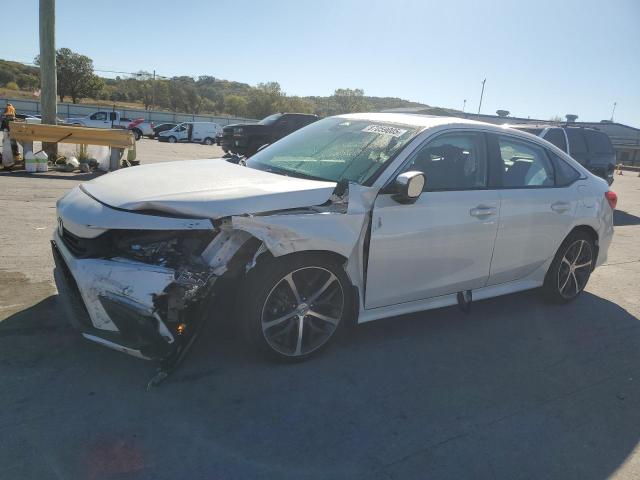 HONDA CIVIC TOUR 2017 with VIN 2HGFE1F91RH313169 - Photo from auction