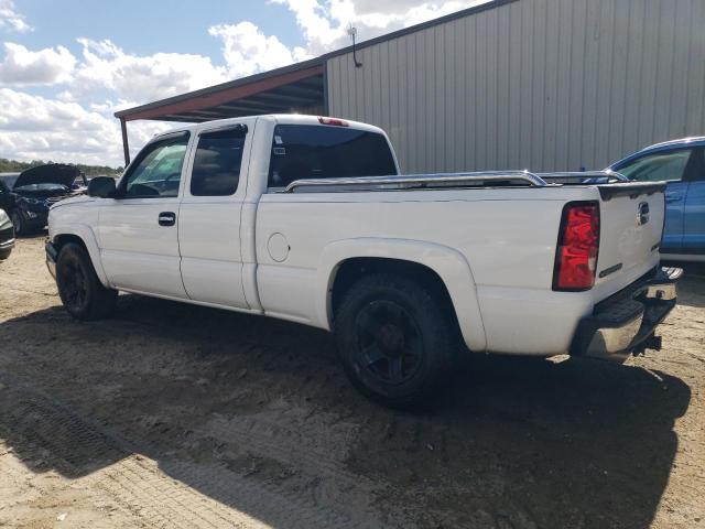Photo 2 from auction – 2004 CHEVROLET SILVERADO with VIN 2GCEC19T941268474