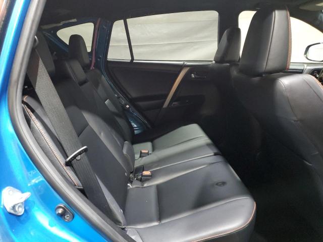 Photo 11 from auction – 2016 TOYOTA RAV4 SE with VIN JTMJFREV9GD177435