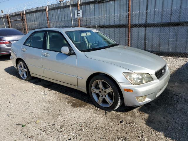 Photo 4 from auction – 2002 LEXUS IS 300 with VIN JTHBD192720046546