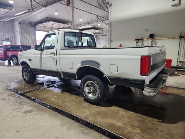 Photo 2 from auction – 1992 FORD F150 with VIN 2FTDF15Y9NCA81522