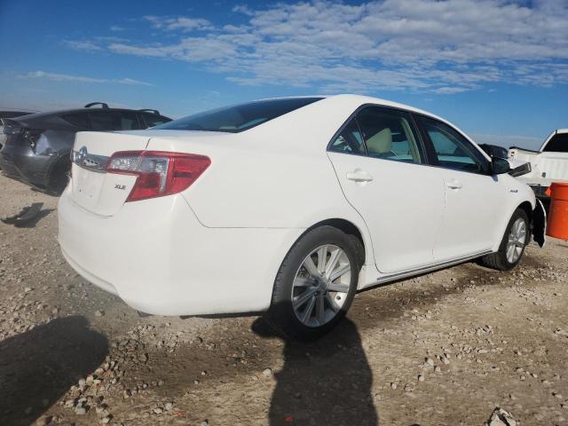 Photo 3 from auction – 2012 TOYOTA CAMRY HYBR with VIN 4T1BD1FK8CU044204
