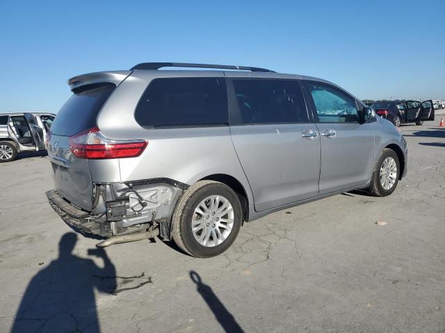 Photo 3 from auction – 2017 TOYOTA SIENNA XLE with VIN 5TDYZ3DC3HS885401