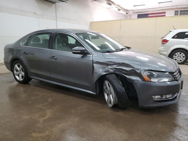 Photo 4 from auction – 2015 VOLKSWAGEN PASSAT S with VIN 1VWAT7A36FC105109