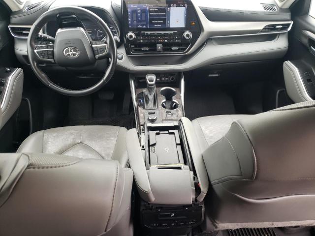 Photo 8 from auction – 2021 TOYOTA HIGHLANDER with VIN 5TDDZRBH4MS126105