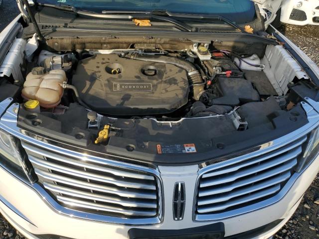 Photo 11 from auction – 2016 LINCOLN MKC RESERVE with VIN 5LMTJ3DH8GUJ19051