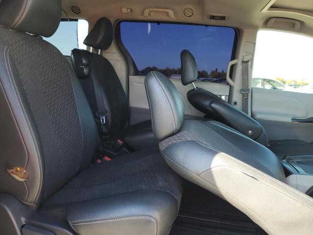 Photo 11 from auction – 2011 TOYOTA SIENNA SPO with VIN 5TDXK3DC2BS098138