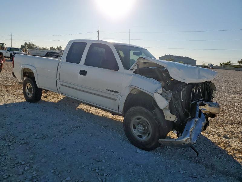 Photo 4 from auction – 2004 CHEVROLET SILVERADO with VIN 1GCHC29U64E103301