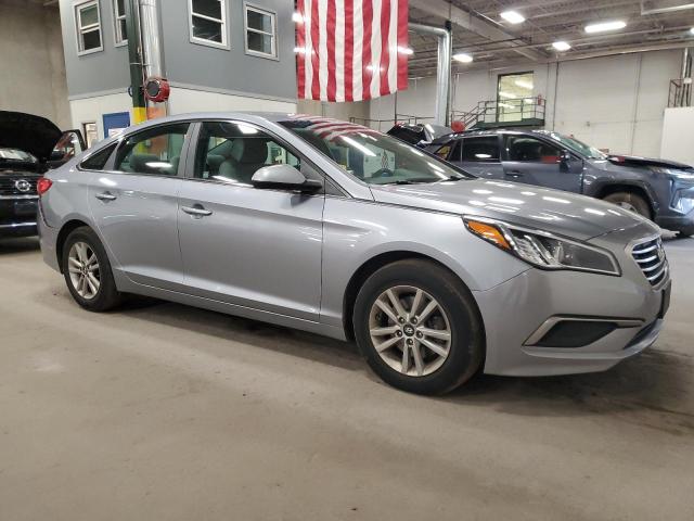 Photo 4 from auction – 2016 HYUNDAI SONATA SE with VIN 5NPE24AF9GH357460