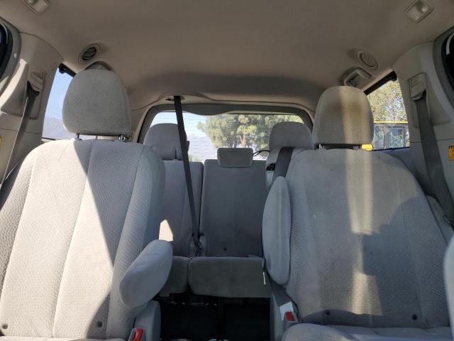 Photo 10 from auction – 2011 TOYOTA SIENNA LE with VIN 5TDKK3DC0BS129624