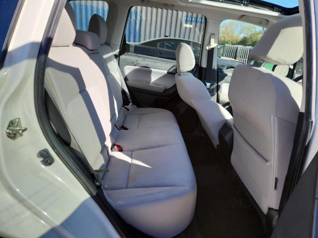 Photo 11 from auction – 2017 SUBARU FORESTER 2 with VIN JF2SJAGC8HH553134