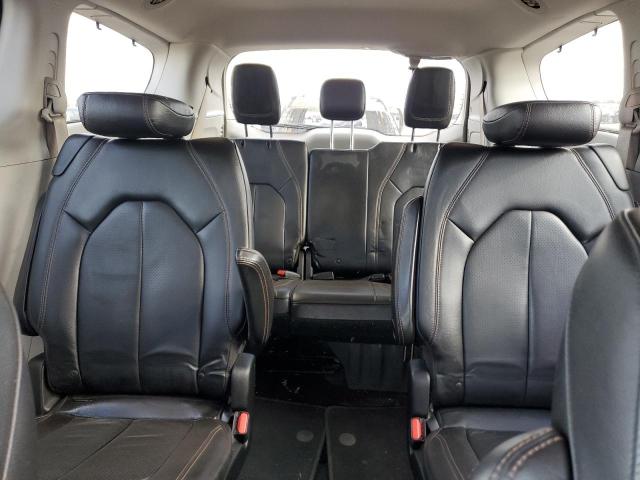 Photo 10 from auction – 2018 CHRYSLER PACIFICA with VIN 2C4RC1BG0JR210992