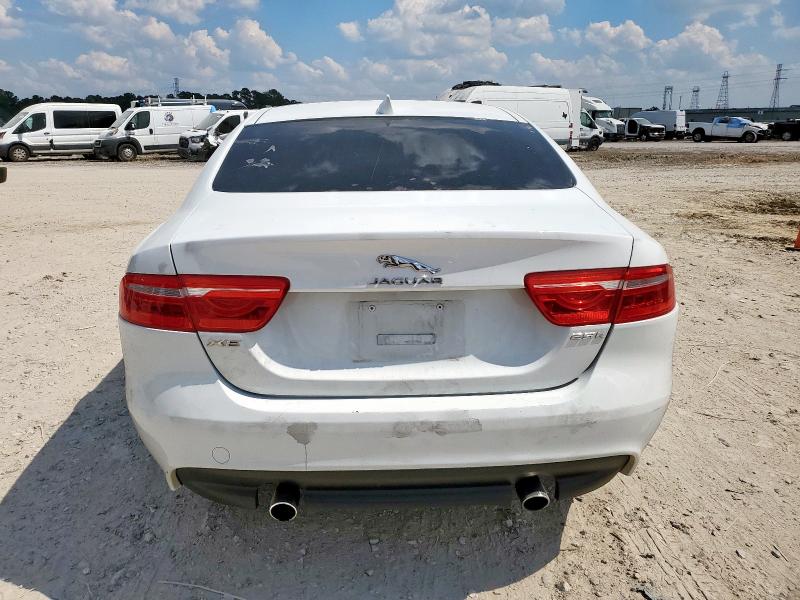 Photo 6 from auction – 2017 JAGUAR XE with VIN SAJAR4BG5HA973569