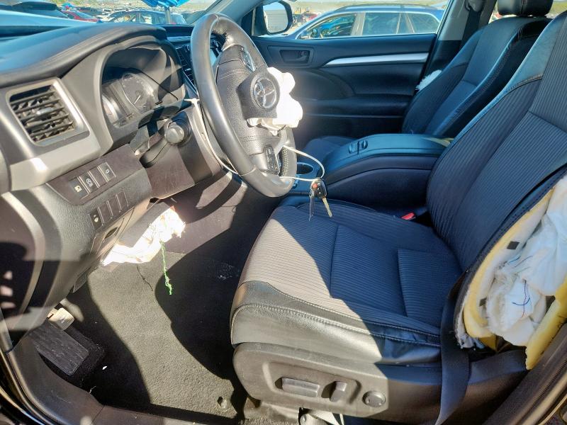 Photo 7 from auction – 2019 TOYOTA HIGHLANDER with VIN 5TDZZRFHXKS302667