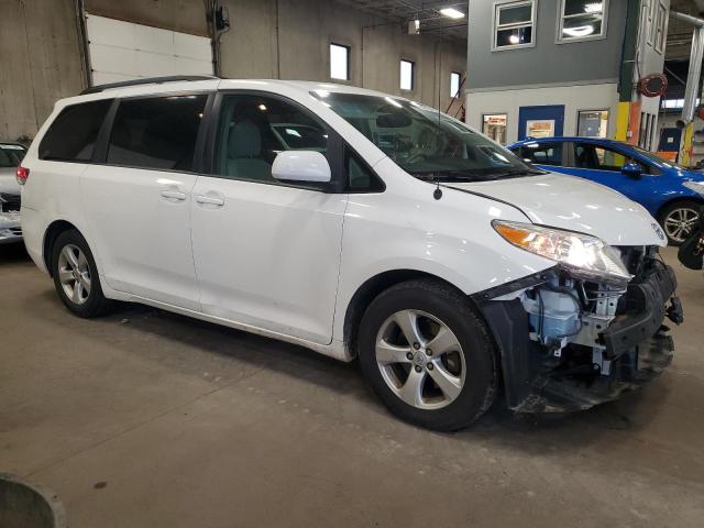 Photo 4 from auction – 2013 TOYOTA SIENNA LE with VIN 5TDKK3DC2DS397156