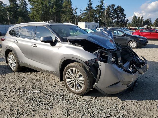 Photo 4 from auction – 2025 TOYOTA HIGHLANDER with VIN 5TDEBRCH8SS647347