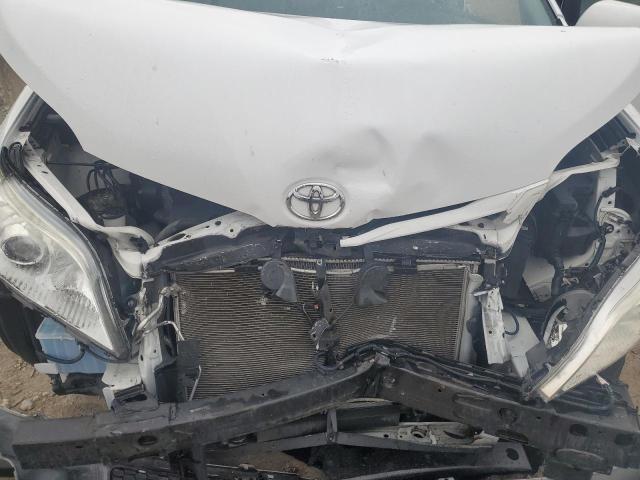 Photo 12 from auction – 2015 TOYOTA SIENNA LE with VIN 5TDKK3DC4FS680273