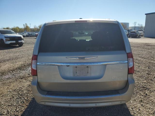 Photo 6 from auction – 2015 CHRYSLER TOWN & COU with VIN 2C4RC1CGXFR506673