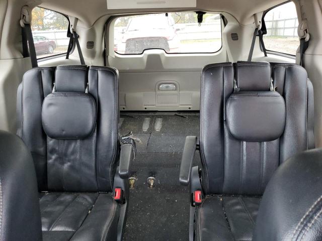Photo 10 from auction – 2012 CHRYSLER TOWN & COU with VIN 2C4RC1BG9CR423085