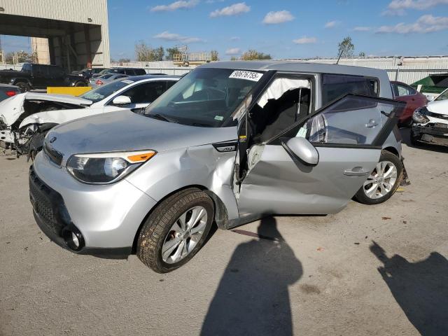 KIA SOUL + 2016 con VIN KNDJP3A51G7871292 - Foto de la subasta