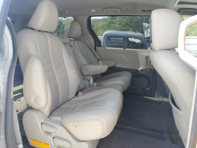 Photo 11 from auction – 2012 TOYOTA SIENNA XLE with VIN 5TDYK3DC9CS220211