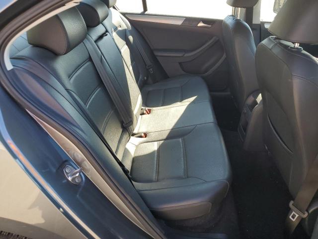 Photo 10 from auction – 2017 VOLKSWAGEN JETTA SE with VIN 3VWDB7AJ0HM379888