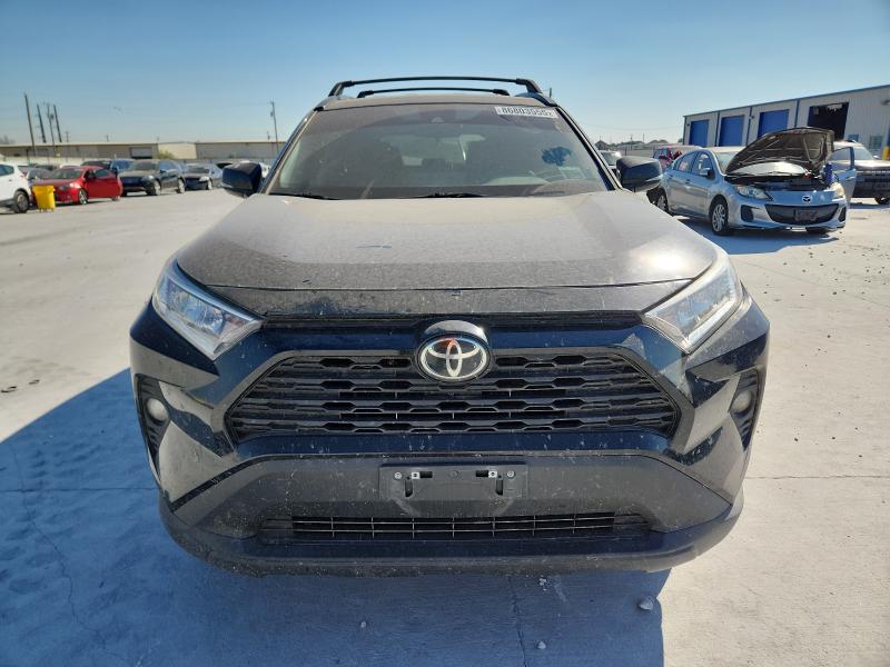 Photo 5 from auction – 2021 TOYOTA RAV4 XLE with VIN 2T3P1RFV4MC240089