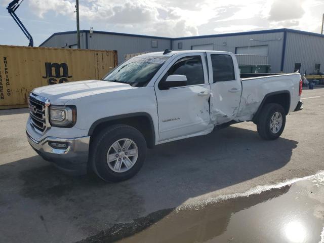 GMC SIERRA C15 2018 with VIN 1GTR1MEC5JZ124714 - Photo from auction