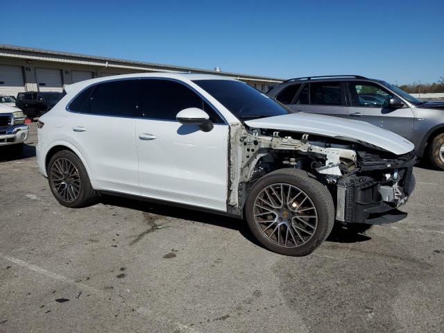 Photo 4 from auction – 2019 PORSCHE CAYENNE S with VIN WP1AB2AY6KDA65587