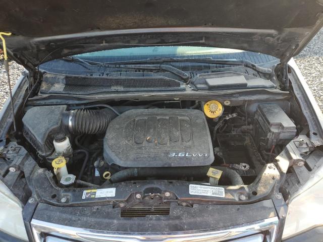 Photo 12 from auction – 2014 CHRYSLER TOWN & COU with VIN 2C4RC1BG7ER448439