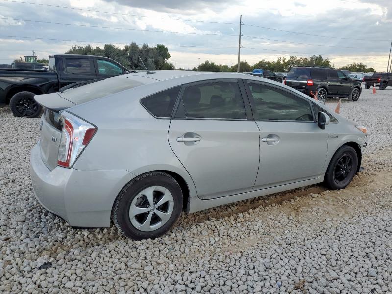 Photo 3 from auction – 2015 TOYOTA PRIUS with VIN JTDKN3DU0F0466027